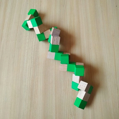 Wooden Snake Brainstorming Puzzle Cube Game Toy (3x3x3 inches) – Fun Brain Teaser for Kids (8+ years) and Adults